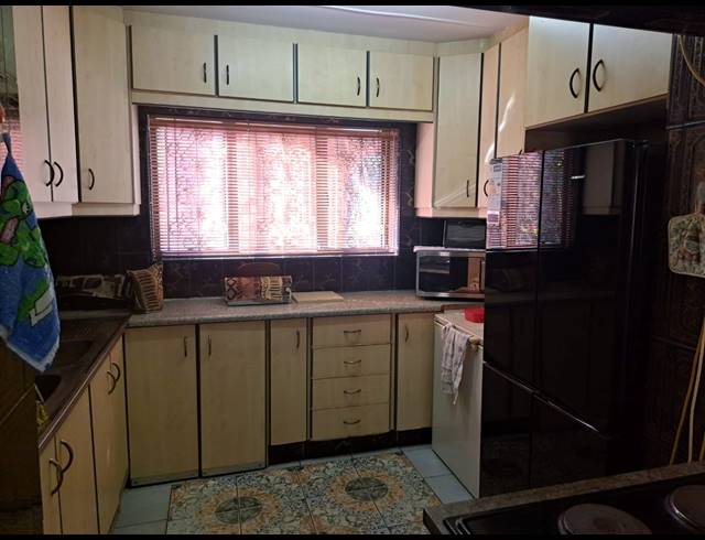 4 BEDROOM HOUSE FOR SALE IN NAGINA